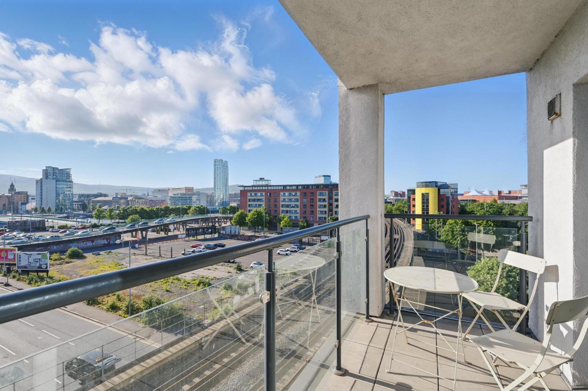 Central Belfast Apartments Sandford 外观 照片
